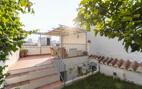 Pequeño jardín y una de las terrazas